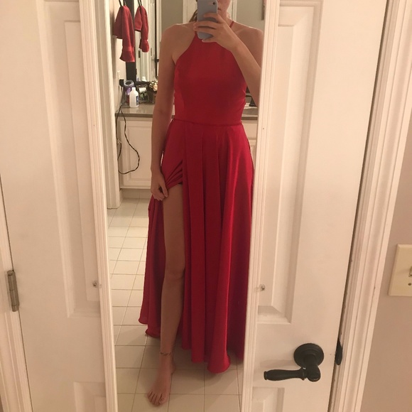 Red Junior Formal Dress Size 11, Unaltered - Picture 7 of 8